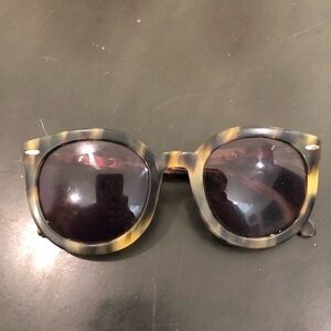 Stylish Tortoiseshell Sunglasses